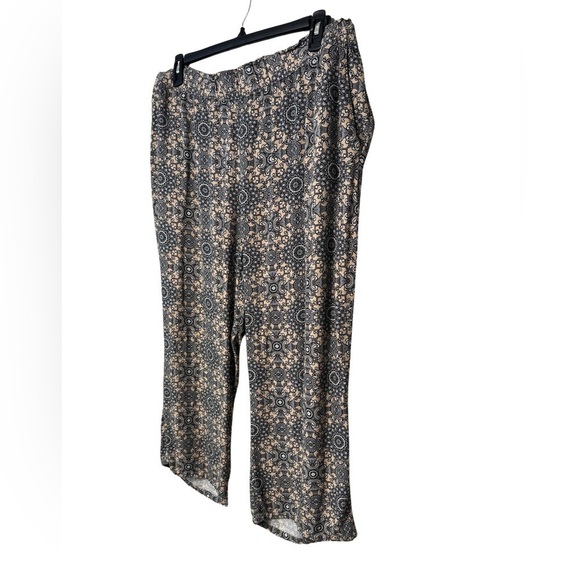 Liz Claiborne Mid Rise Straight Pull On Pants Cream Black White Geometric Sz 1X - Picture 5 of 17